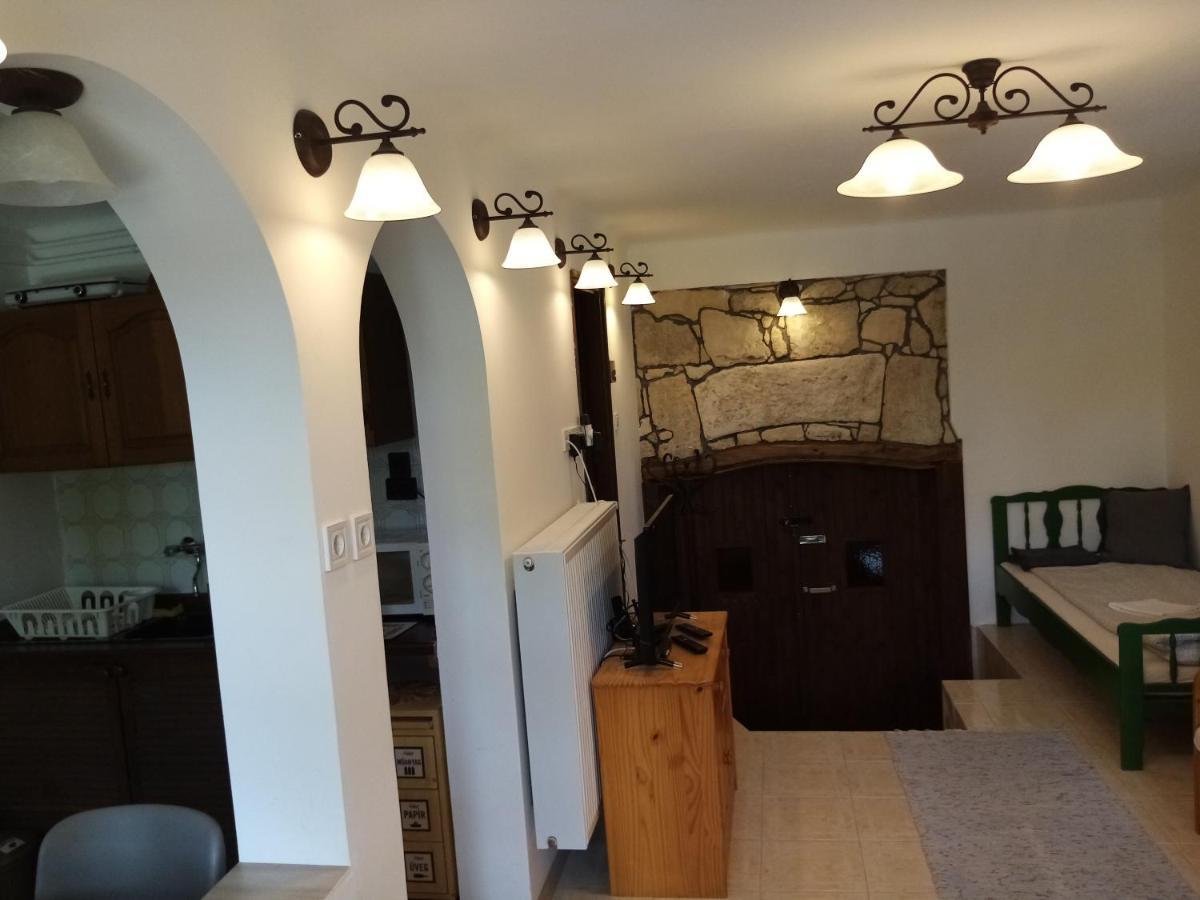 Vagabund Vendeghaz Villa เอทเยค ภายนอก รูปภาพ
