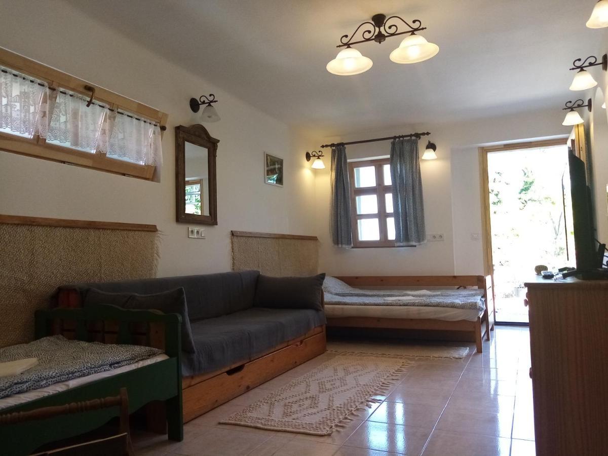 Vagabund Vendeghaz Villa เอทเยค ภายนอก รูปภาพ